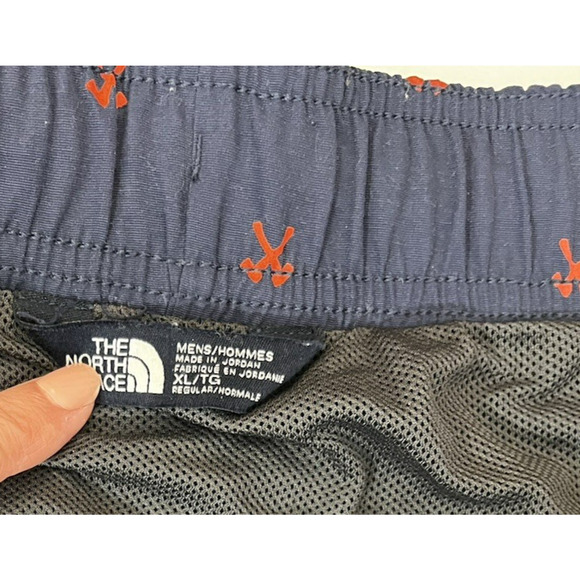 The North Face Swim Trunks Class V All Over Axe Print Lined Stretch Mens XL - Picture 10 of 15